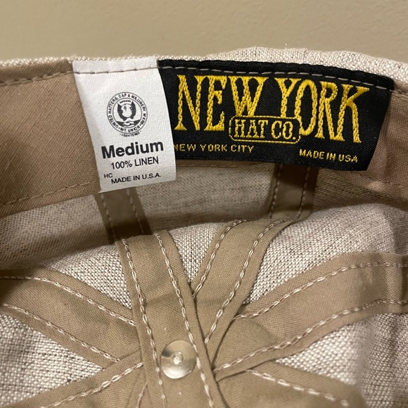 Classic Newsboy Linen Cap by New York Hat Co. - Picture 2 of 3
